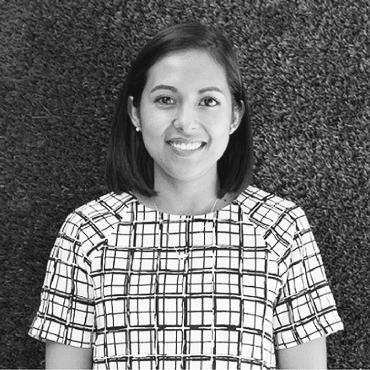 Yanira Leon - Digital Marketing Specialist